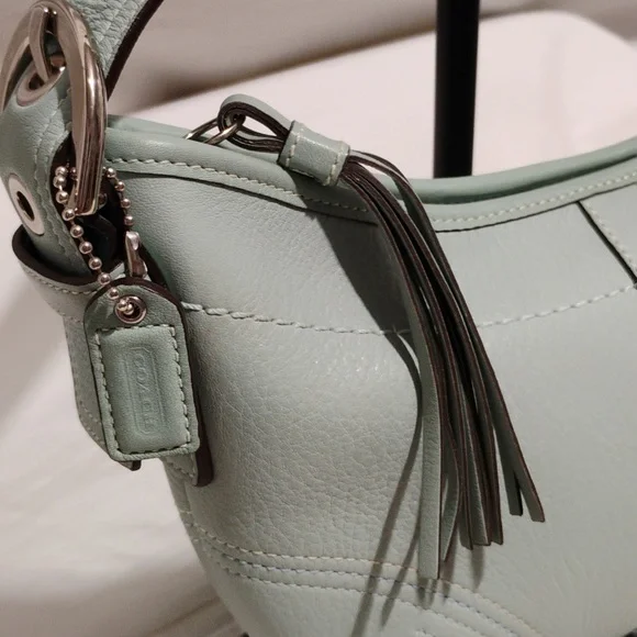 Authentic Coach Y2K Small Blue Pebbled Leather Shoulder Bag - Picture 2 of 16